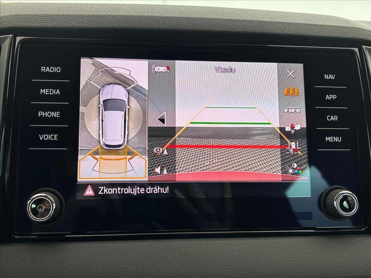 Škoda Karoq SUV / Terénní 1,5 l 110 kw