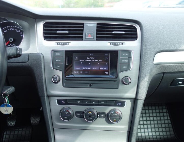 Volkswagen Golf Hatchback 1,4 l 90 kw