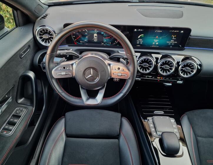 Mercedes-Benz Třídy A 12