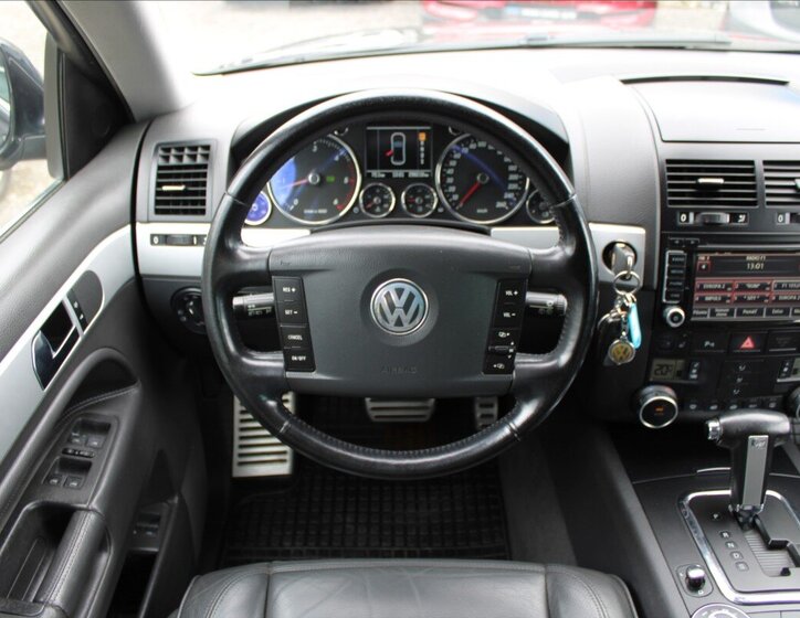 Volkswagen Touareg SUV / Terénní 3,0 l 165 kw