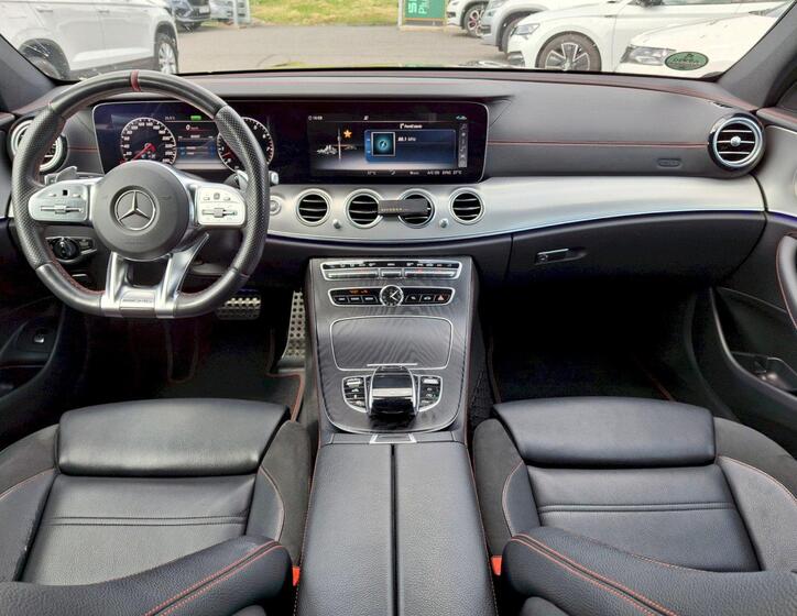 Mercedes-Benz Třídy E 5