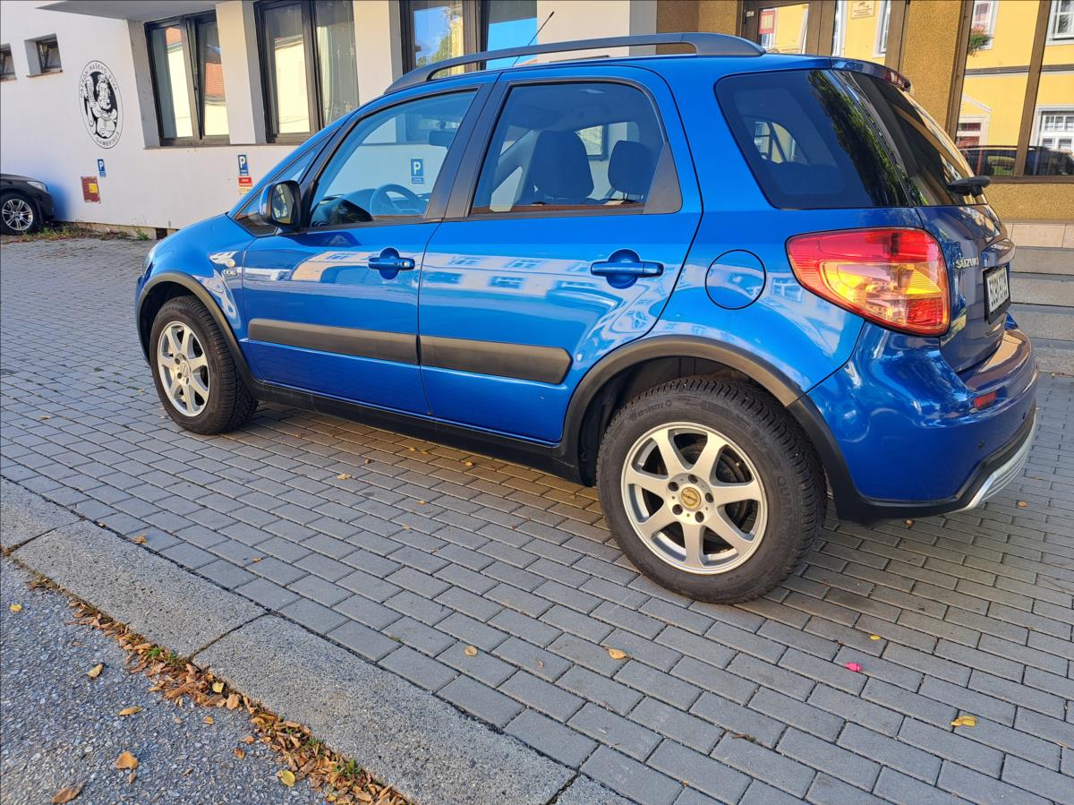 Suzuki SX4