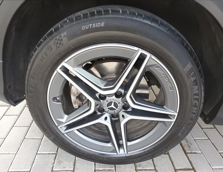 Mercedes-Benz GLC SUV / Terénní 2,0 l 180 kw