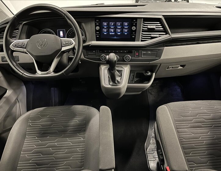 Volkswagen Caravelle 5