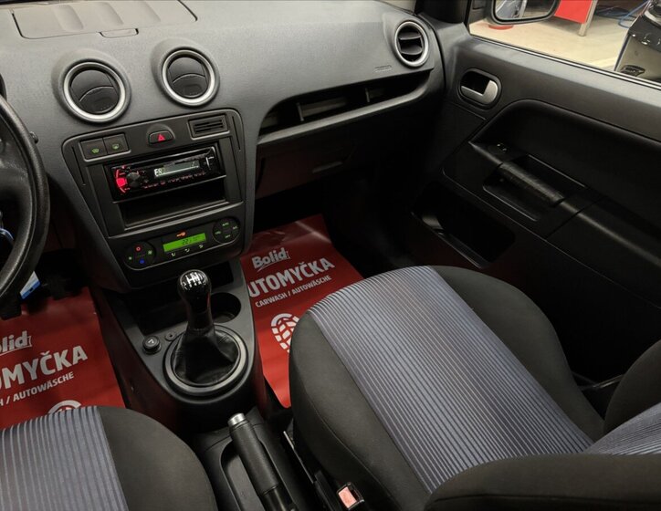 Ford Fusion Hatchback 1,4 l 59 kw