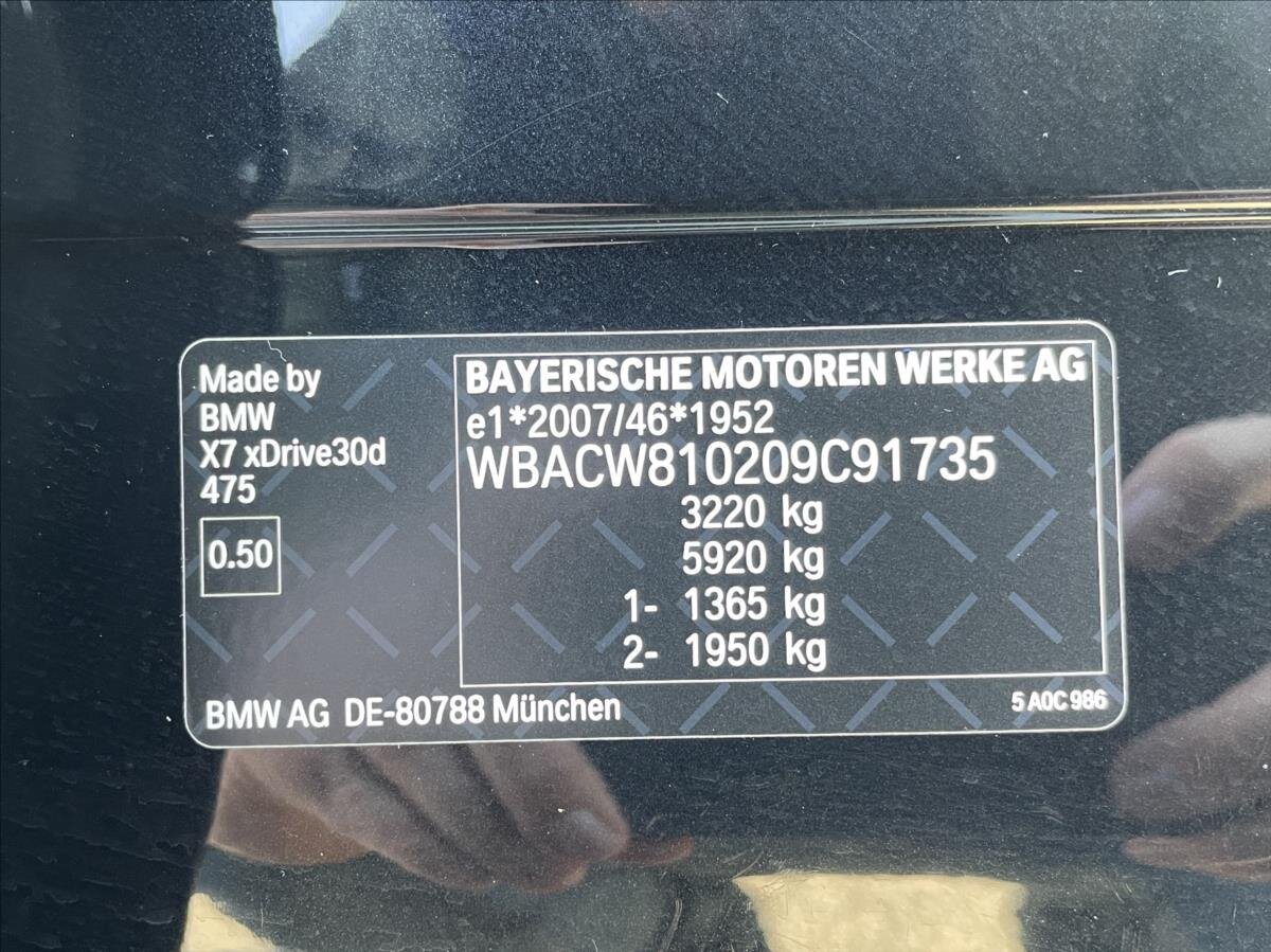 BMW X7 SUV / Terénní 3,0 l 195 kw