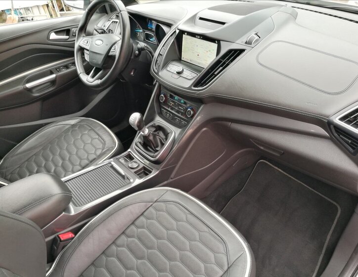 Ford Kuga SUV / Terénní 2,0 l 110 kw