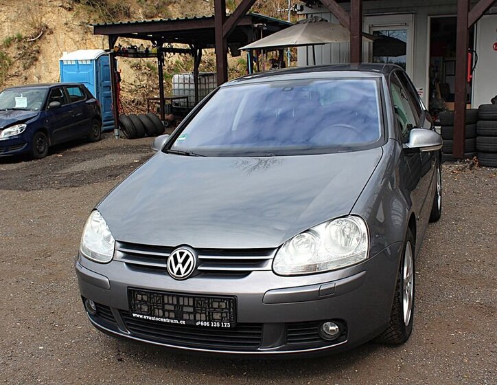 Volkswagen Golf Hatchback 1,4 l 90 kw
