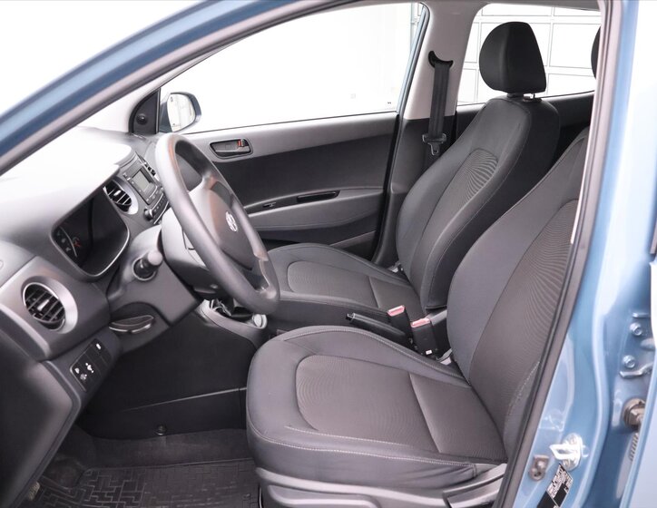 Hyundai i10 Hatchback 998,0 49 kw