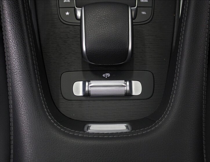 Mercedes-Benz GLE SUV 2,0 l 245 kw