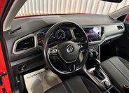 Volkswagen T-Roc SUV / Terénní 2,0 l 140 kw