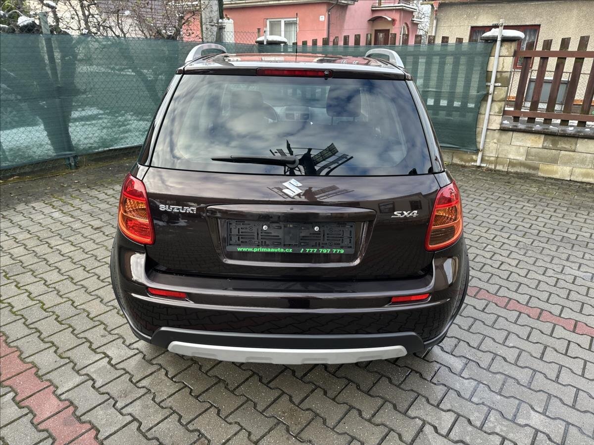 Suzuki SX4