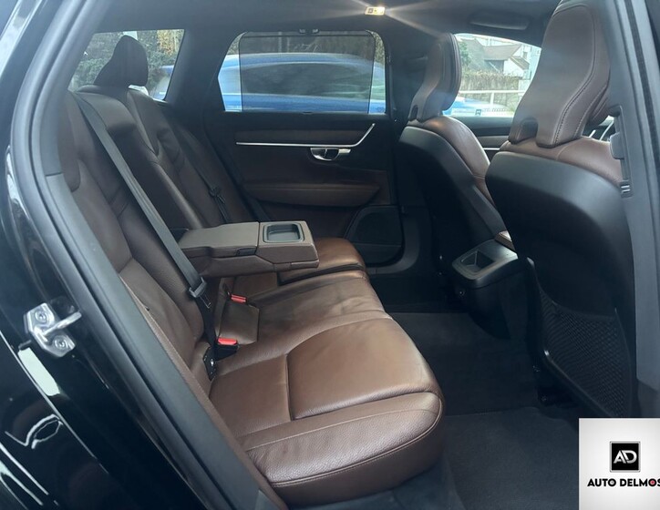 Volvo V90 26