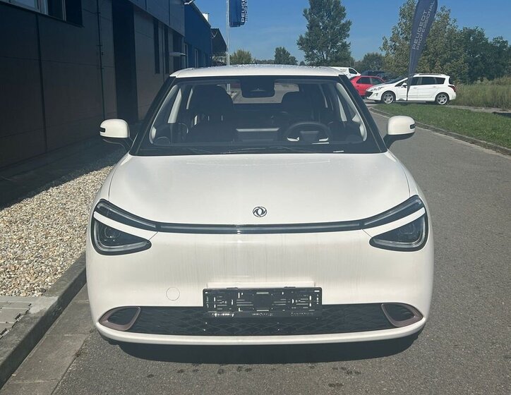 Dongfeng Ostatní Hatchback 0,0 70 kw
