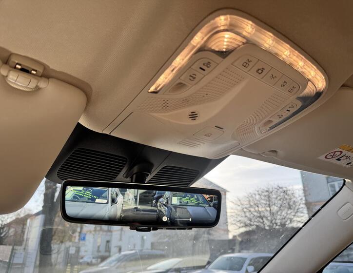 Mercedes-Benz Třídy V VAN-Minibus 2,0 l 174 kw