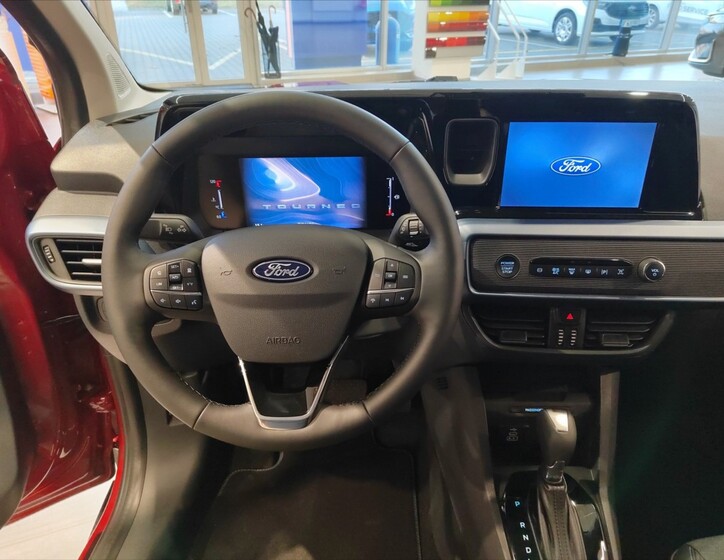 Ford Tourneo Courier 18