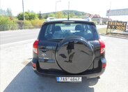Toyota RAV4 Kombi 2,0 l 112 kw