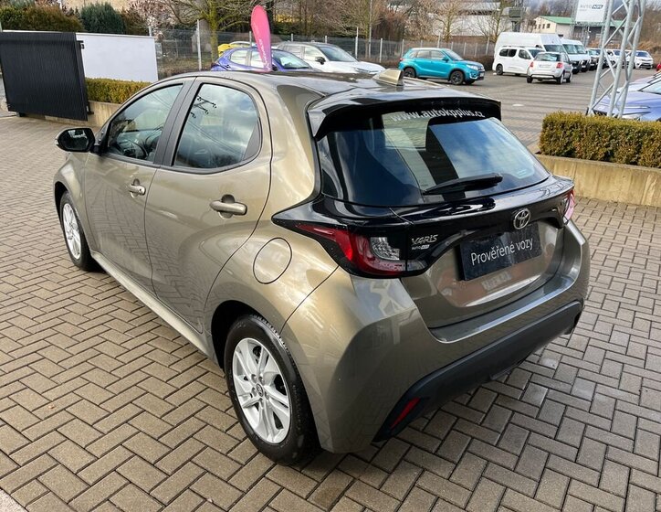 Toyota Yaris Hatchback 1,5 l 68 kw