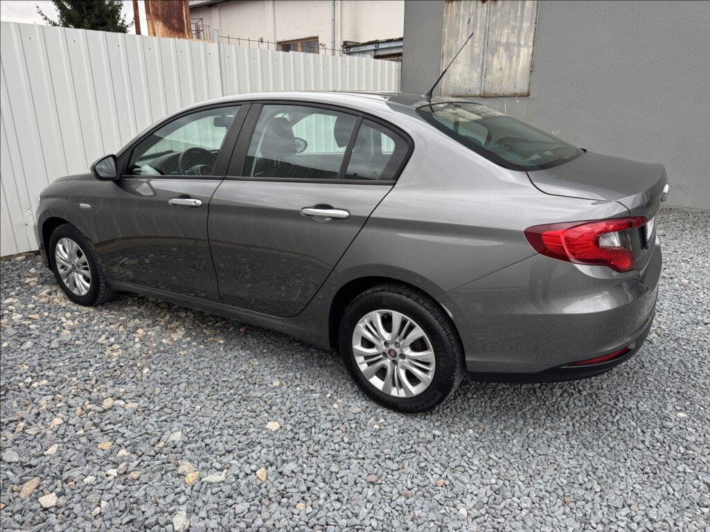 Fiat Tipo Sedan / Limuzína 1,4 l 70 kw