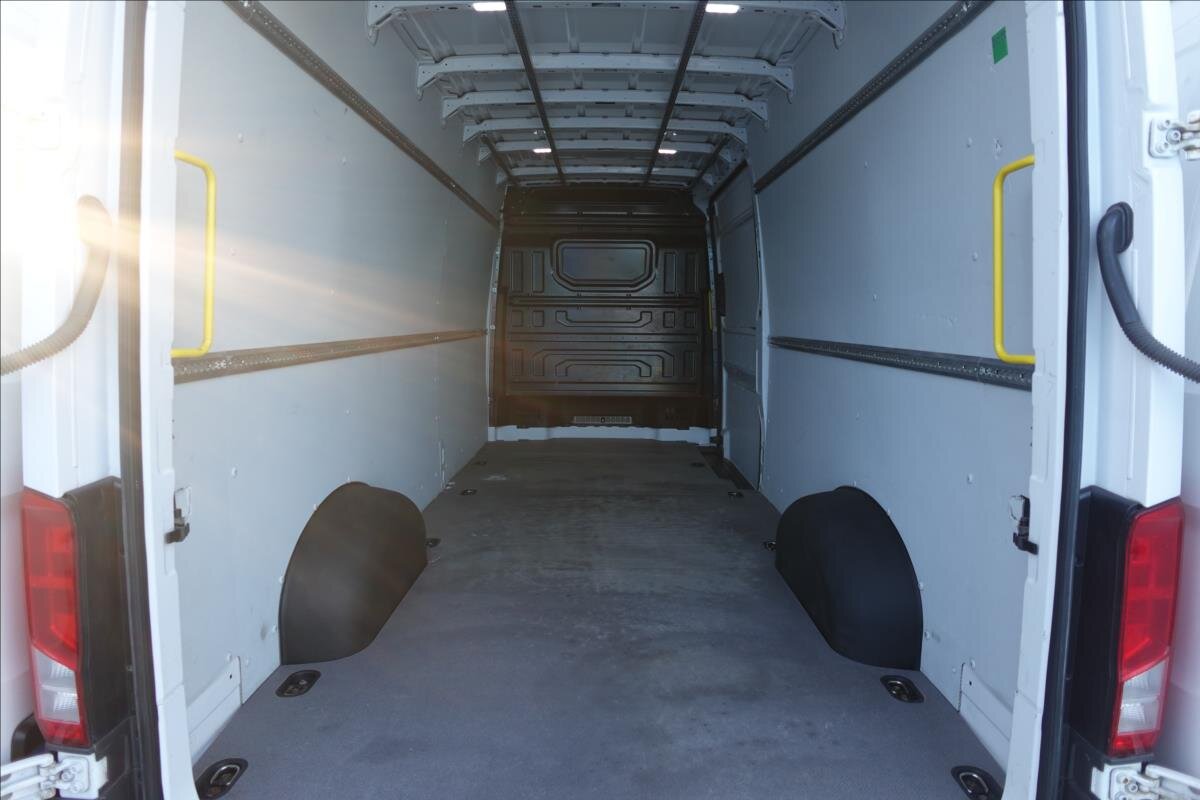 Volkswagen Crafter Ostatní 2,0 l 103 kw