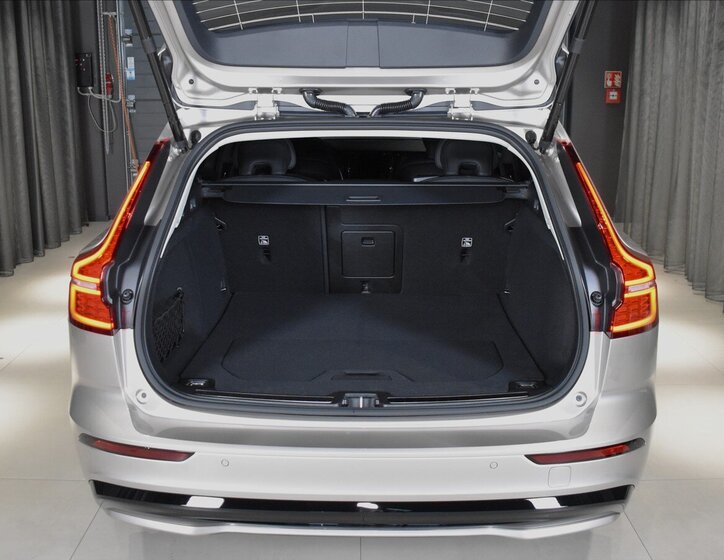 Volvo V60 Kombi 2,0 l 145 kw