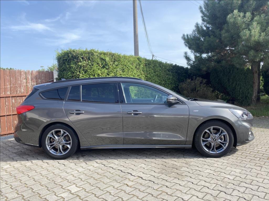 Ford Focus Kombi 1,5 l 88 kw