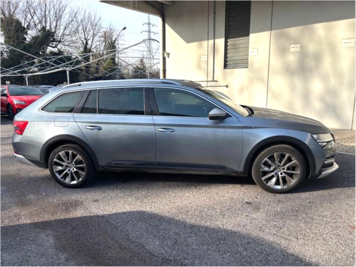 Škoda Superb Kombi 2,0 l 140 kw