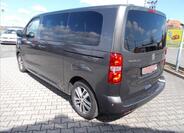 Peugeot Traveller 12