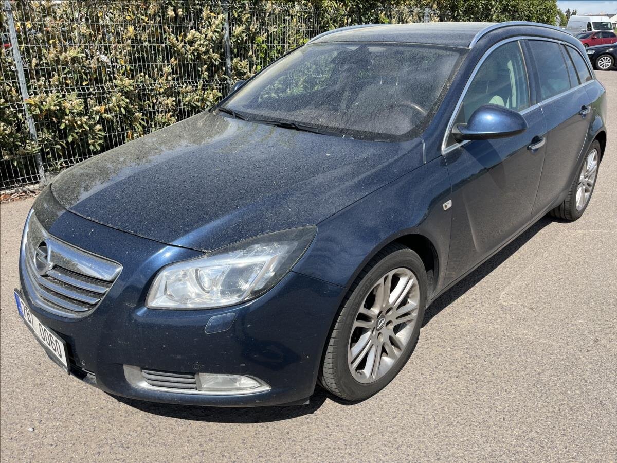 Opel Insignia Kombi 2,0 l 118 kw
