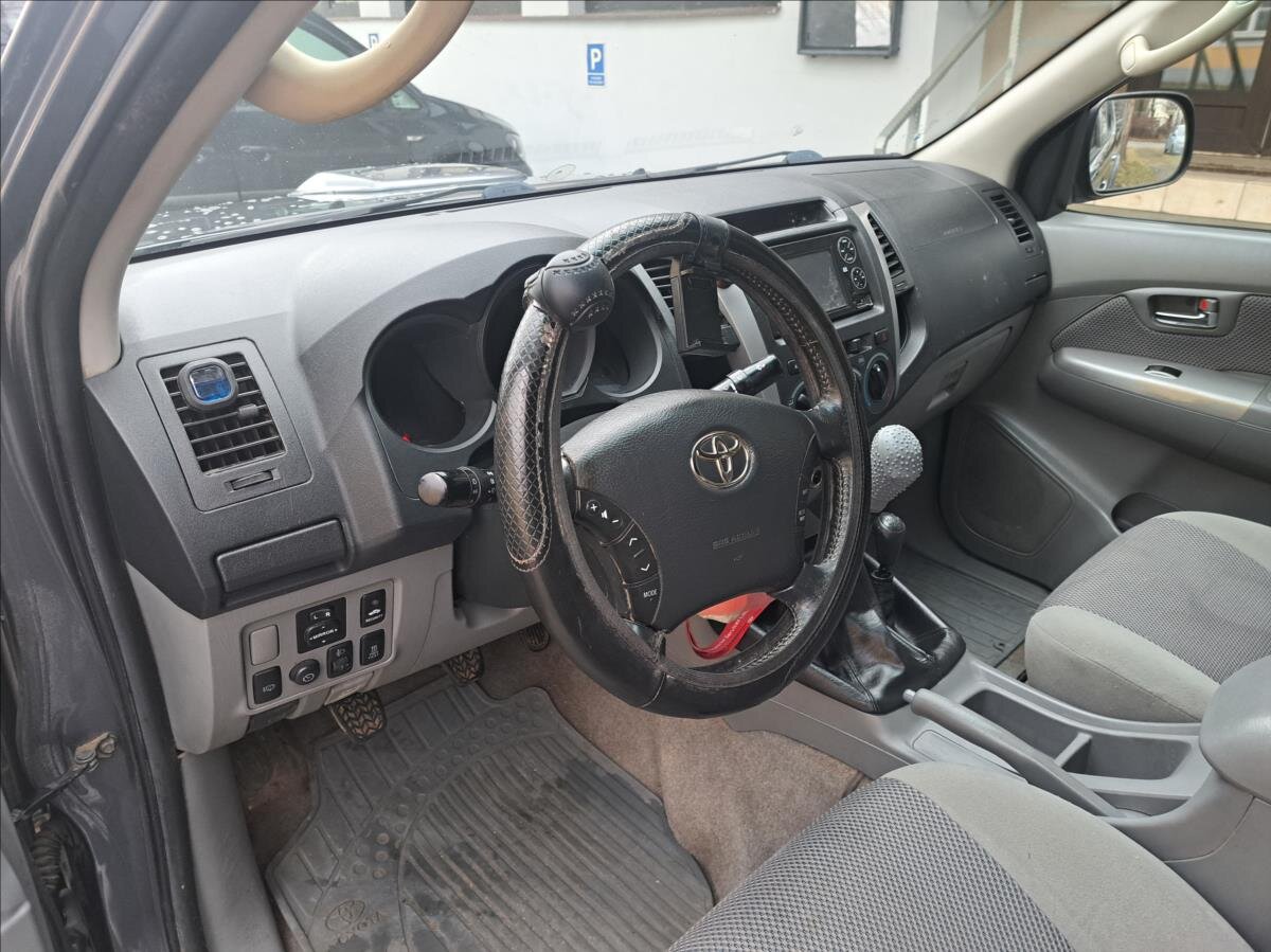 Toyota Hilux Pick-up 2,5 l 106 kw