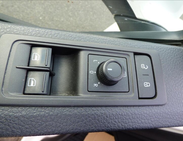 Volkswagen Caravelle MPV 2,0 l 110 kw