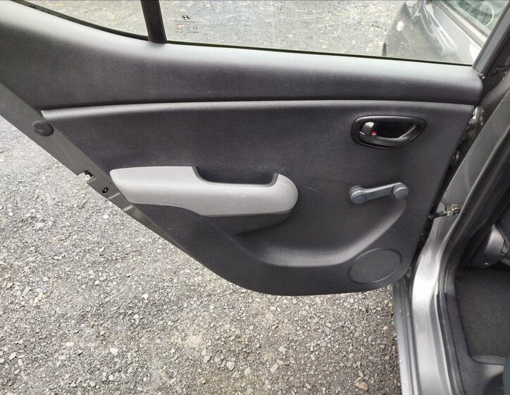 Hyundai i10 Hatchback 1,1 l 49 kw