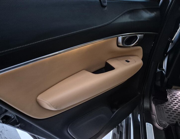 Volvo XC90 SUV / Terénní 2,0 l 180 kw