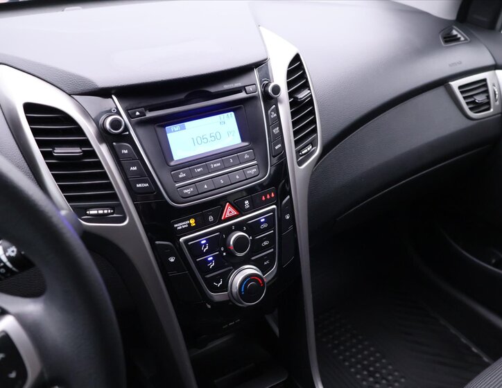 Hyundai i30 Hatchback 1,4 l 73 kw