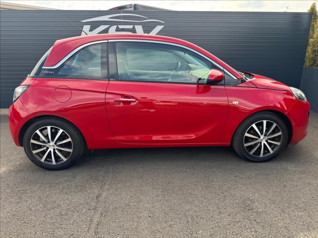 Opel Adam Hatchback 1,4 l 64 kw