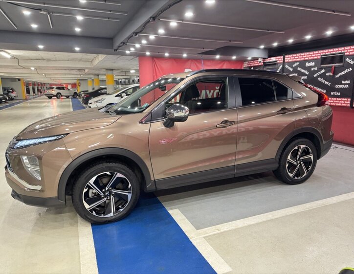 Mitsubishi Eclipse SUV / Terénní 2,4 l 138 kw