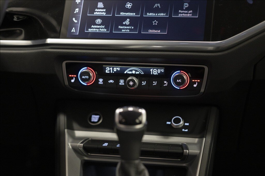Audi Q3 SUV / Terénní 1,5 l 110 kw