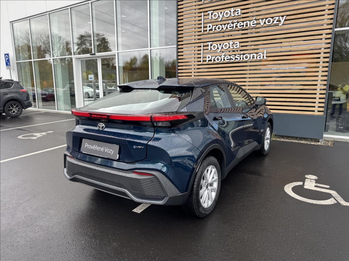Toyota C-HR Hatchback 1,8 l 72 kw