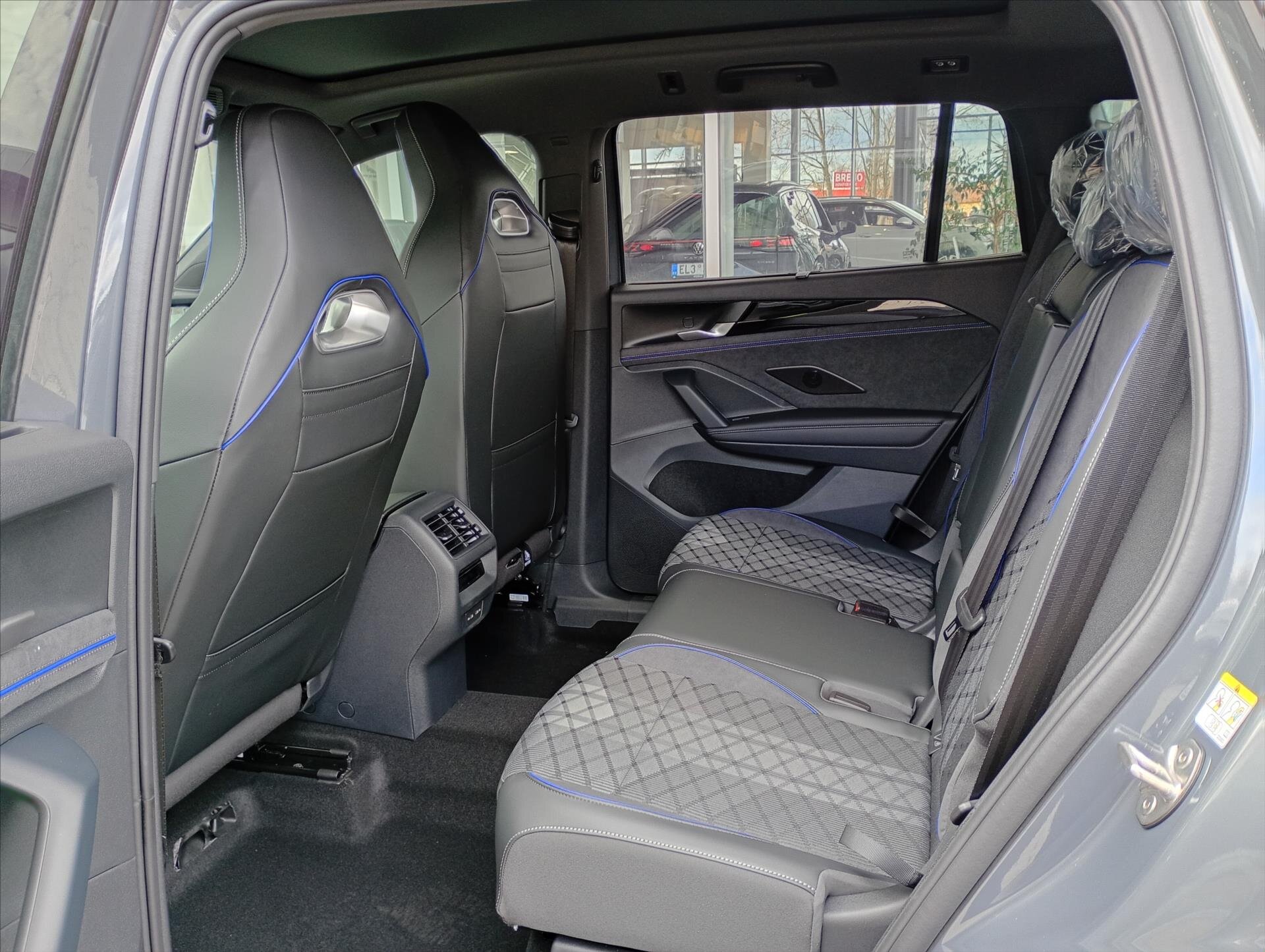 Volkswagen Tayron SUV / Terénní 2,0 l 195 kw