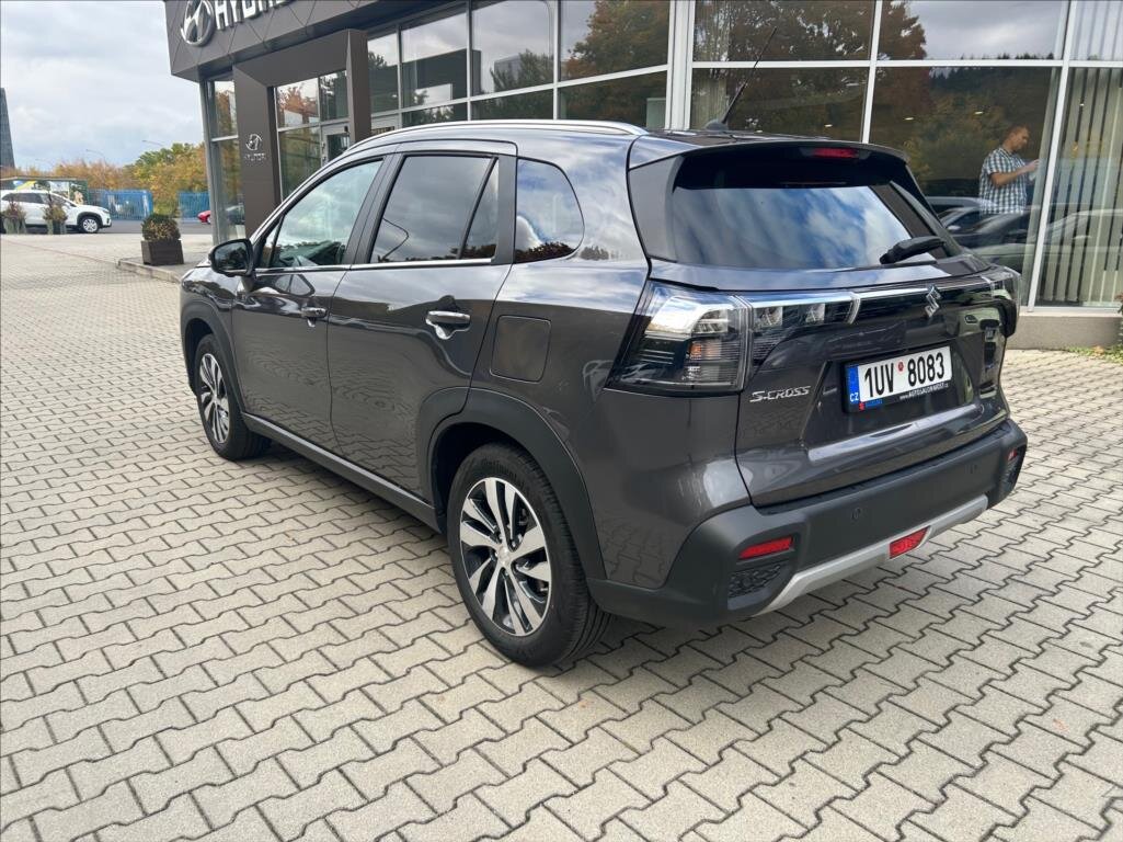Suzuki S-Cross SUV 1,5 l 75 kw