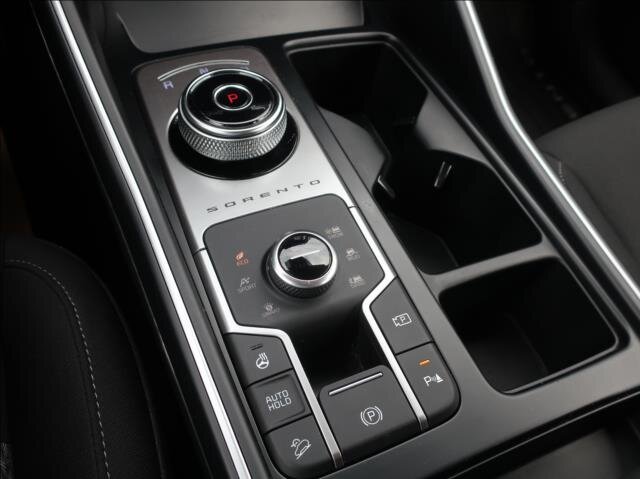 KIA Sorento SUV 1,6 l 169 kw