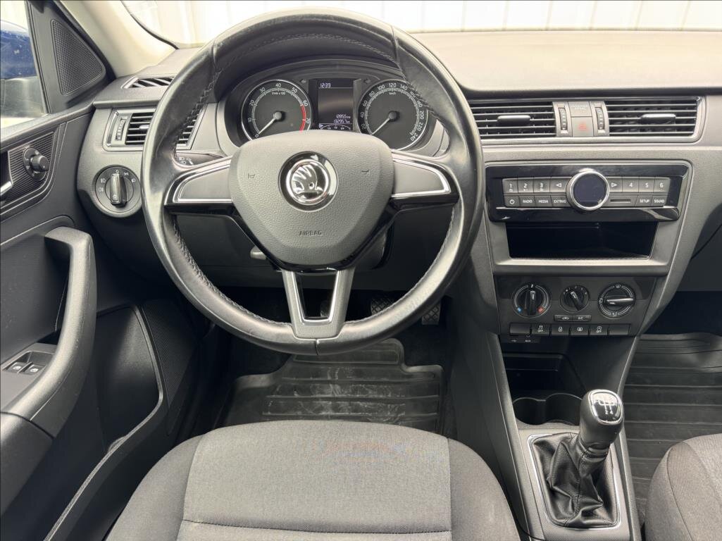 Škoda Rapid Hatchback 999,0 70 kw