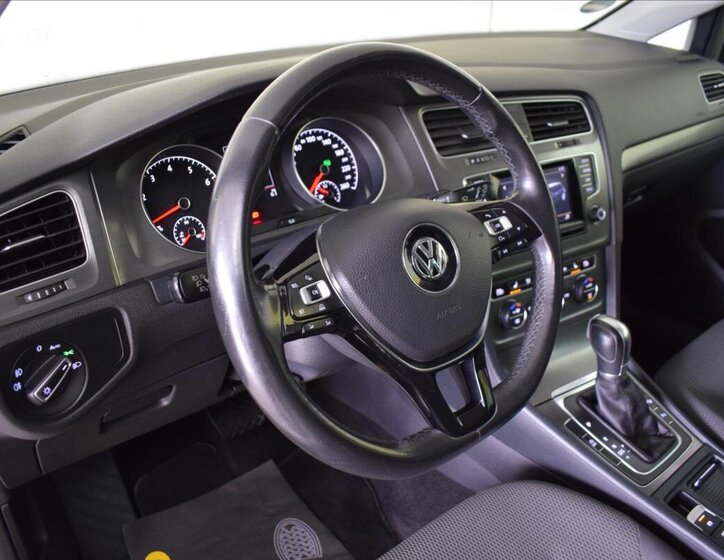 Volkswagen Golf Hatchback 1,4 l 90 kw