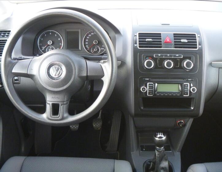 Volkswagen Touran 14