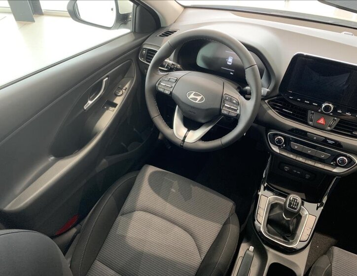 Hyundai i30 Hatchback 1,5 l 70 kw