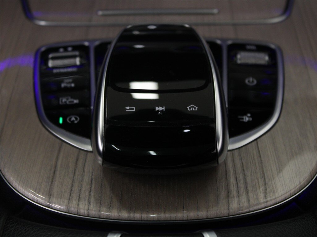 Mercedes-Benz Třídy E Kupé 2,0 l 143 kw