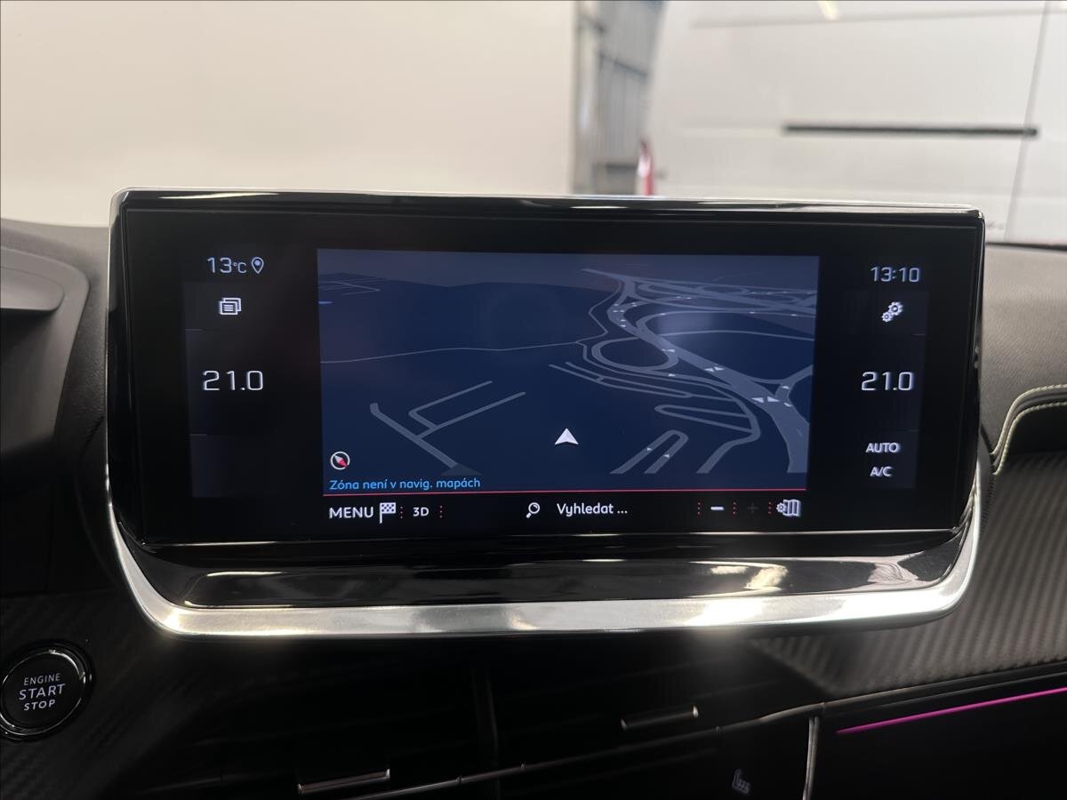 Peugeot 2008 SUV 1,2 l 114 kw