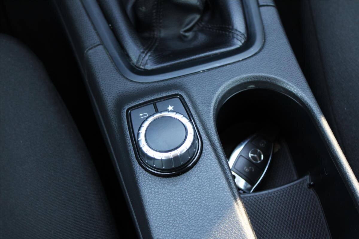 Mercedes-Benz Třídy B MPV 1,5 l 80 kw