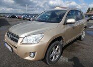 Toyota RAV4 SUV / Terénní 2,2 l 110 kw