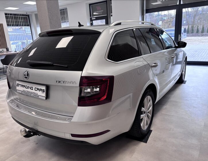 Škoda Octavia Kombi 2,0 l 110 kw